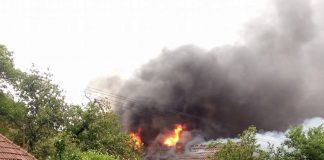 Incendiu la o gospodărie din localitatea Voivozi, comuna Popeşti