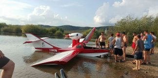 Aterizare forțată în lacul de acumulare Tileagd