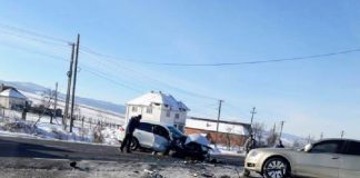 Trei autovehicule implicate într-un acroşaj la Topa de Criş