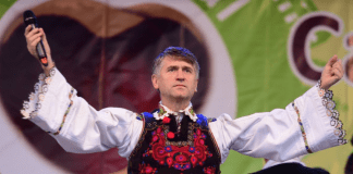 Cristian Pomohaci, înregistrat în timp ce presa un minor să facă sex