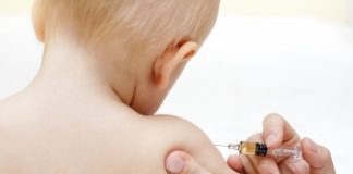 DSP Bihor a primit 10.000 de doze de vaccin gripal. Medicii de familie sunt aşteptaţi la Direcţia de Sănătate Publică pentru a ridica a dozele de vaccin
