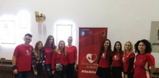 Voluntarii Asociaţiei Studenţilor Mediciniști din Oradea (ASMO) organizează cea de-a 4-a ediţie a proiectului naţional “Donează sânge! Fii erou!”