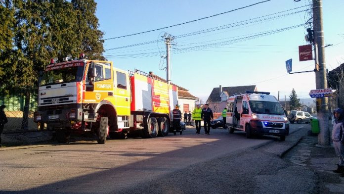 Aleșd Pompieri militari si Ambulanta