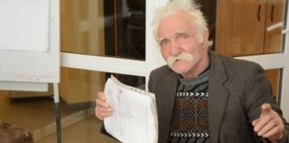 Un localnic din Butan „Veniţi să mă împuşcaţi, întâi!” certu butan