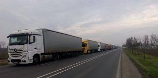 frontiera camioane-0
