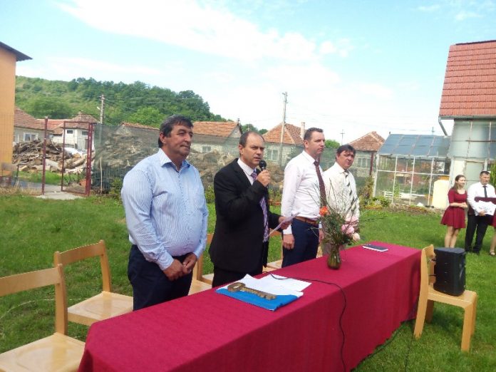 absolvenții Colegiului Tehnic nr.1 Vadu Crisului 3 absolvenții Colegiului Tehnic nr.1 Vadu Crisului 3