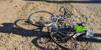 Biciclist acroşat de o maşină, la Aleșd 2 -800x450