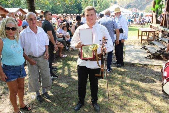 Rareș Mârza din Borod-800x534