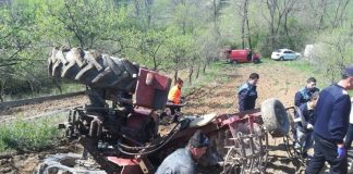 tractor răsturnat Tilecuș