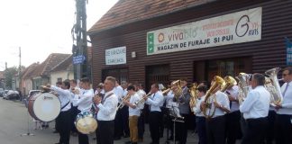 Duminică, biserica creștină Baptistă din Vadu Crișului organizează „Festivalul fanfarelor” Festivalul fanfarelor