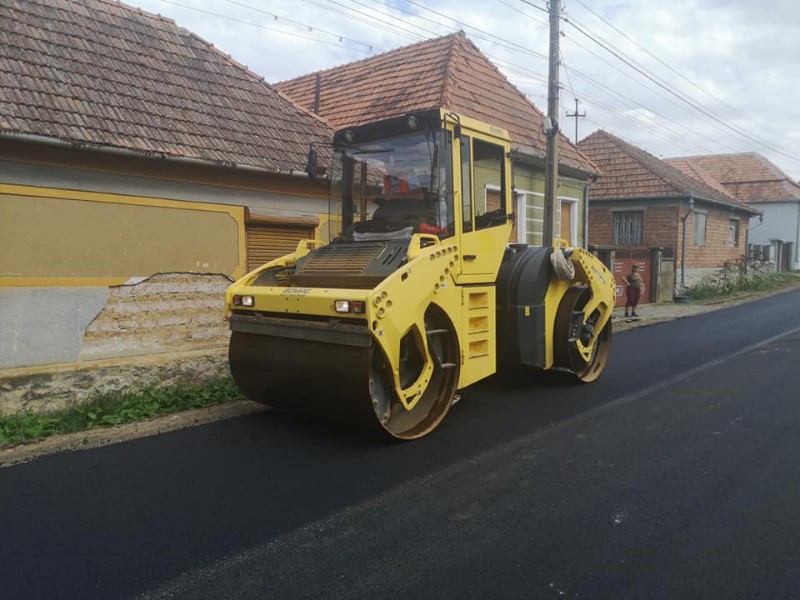 asfaltare Alesd- Aștileu 