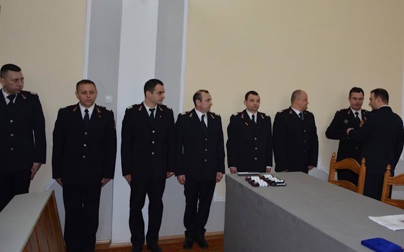 Pompieri avansați în grad