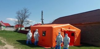 Romii din Vadu Crișului vor fi izolați după ce au refuzat testarea anticoronavirus Romii din Vadu Crișului