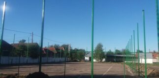 Teren de sport multifunctional la Colegiul Tehnic din Vadu Crisului Teren de sport multifunctional la Colegiul Tehnic din Vadu Crisului.