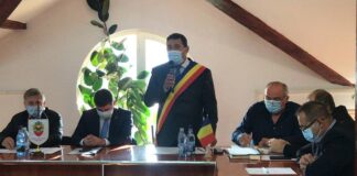 Consiliul Local și Primarul Comunei Vadu Crișului au depus jurământul (video) Primarul din Vadu Crișului, Cosma Dorel Florin