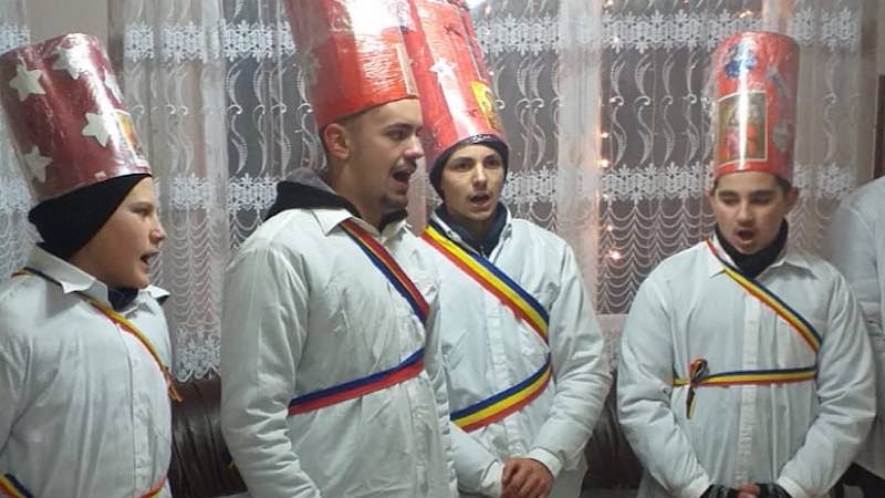 Colindători din Vadu Crișului