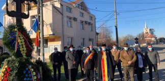 De Ziua Naţională a României doar depuneri de coroane la Vadu Crișului (foto) depuneri de coroane la Vadu Crisului