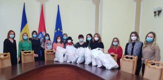 Zâmbete și mici bucurii pentru copii, de la femeile liberale din Oradea