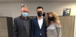 Profesorul Karcsi Kadas, alaturi de fosta campioana olimpica Constantina Dita, in campania de alegeri pentru functia de presedinte al FRA prof.Kadas, ministrul Novak si Constantina Dita