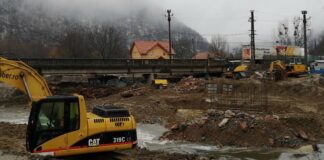 Avansează lucrările la podul din Bulz (foto)