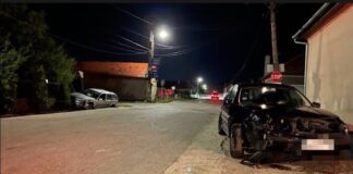 Tamponare între două mașini, la Aștileu. Din fericire au fost doar pagube materiale (foto) Tamponare între două mașini la Aștileu