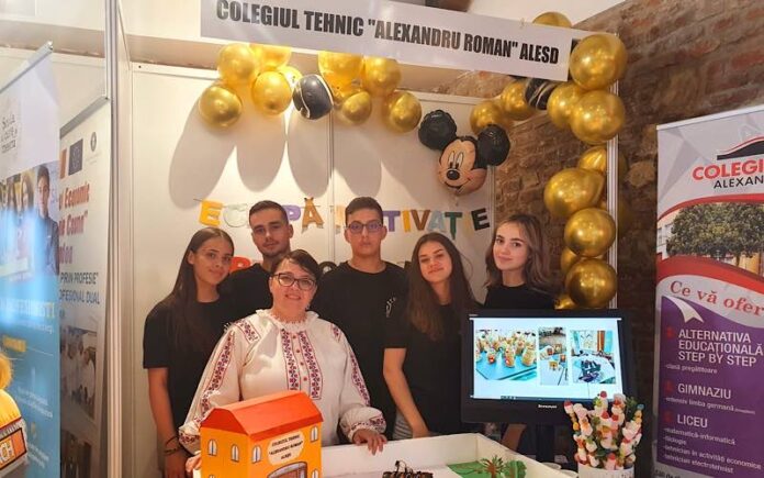 Colegiul Tehnic ,,Alexandru Romanˮ din Aleșd la Târgul locurilor de muncă și de orientare în carieră