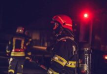 Incendiu în Lugașu de Jos. Atenție la sobele utilizate pentru încălzirea locuințelor! Pompieri