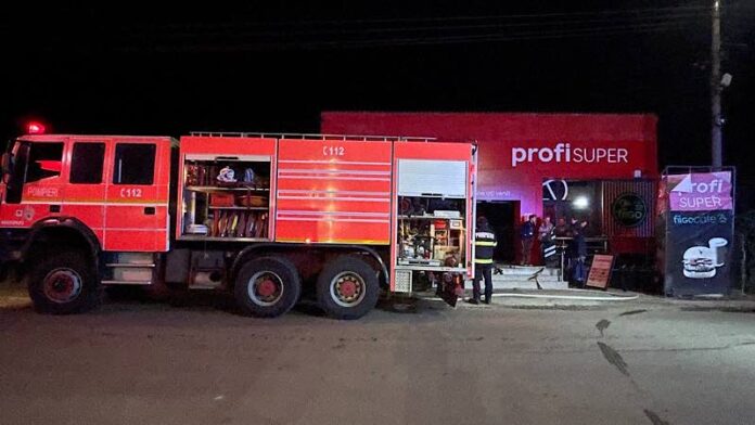 Incendiu magazin Profi Aleșd