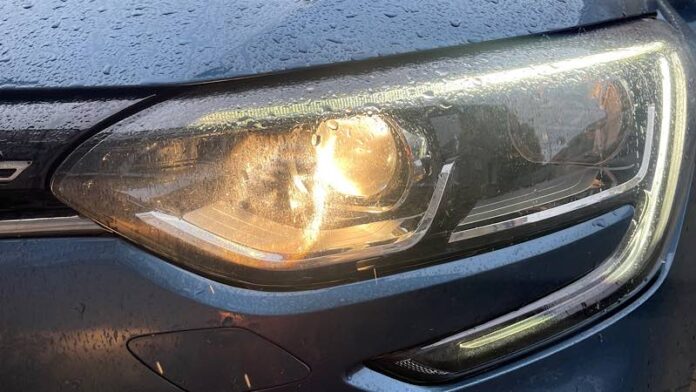 Far de zi Renault Megane 4