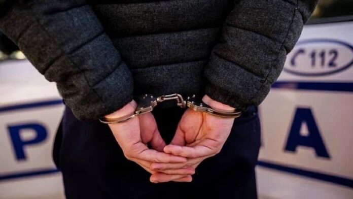 Reținut de poliție