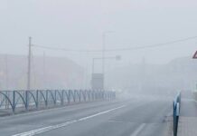 Ceață în orașul Aleșd