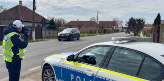 427 de sancțiuni și zeci de permise reținute în Bihor. Printre cazuri, un adolescent prins la Aleșd conducând ilegal un moped Pistol radar poliție