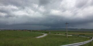Cod Galben de furtuni în Bihor: ploi torențiale, vijelii și grindină în zeci de localități din județ Vreme cod galben ploaie