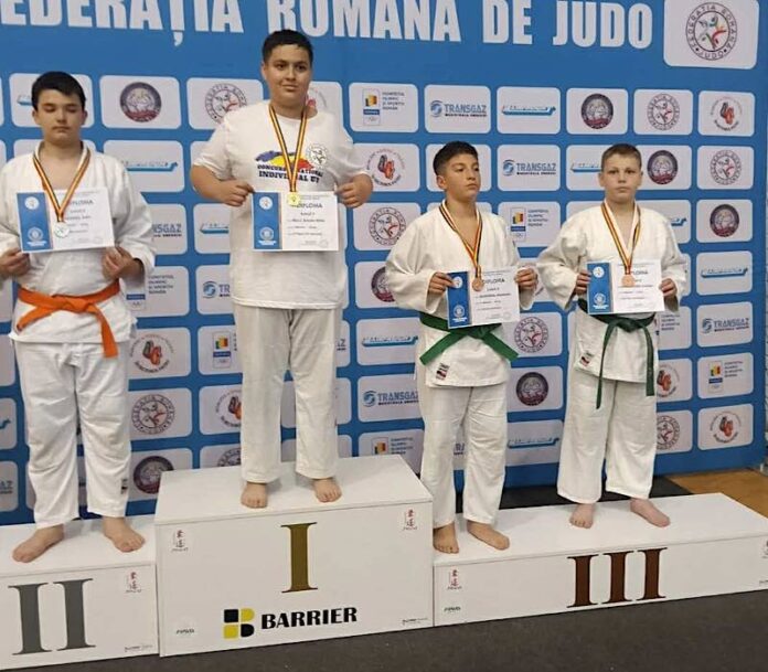 Sportivii A.C.S. Dac Judo Măgești