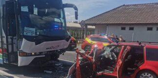 Accident grav pe centura Aleșdului: două persoane în stop cardio-respirator, un copil printre victime Accident mortal pe centura Aleșd