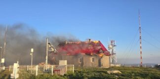 Incendiu cabană Vârful Vlădeasa