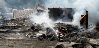 Incendiu de amploare în Șinteu – intervenție masivă a pompierilor din Bihor și Sălaj Incendiu de amploare în Șinteu