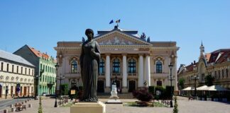 Teatrul Regina Maria