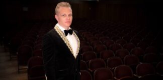 Tenorul ȘTEFAN von KORCH deschide stagiunea Filarmonicii Arad cu „Carmina Burana” pe 2 octombrie Tenorul ȘTEFAN von KORCH