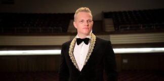 Tenorul ȘTEFAN von KORCH este invitat de gală la Festivalul „Cez Nadlak je…” Tenorul ŞTEFAN von KORCH