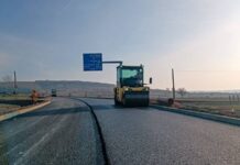 Strat final de asfalt la drumul de legătură între Inelul Metropolitan și Centura Sânmartin