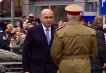 Premierul Ilie Bolojan, huiduit la parada de Ziua Națională de la Alba Iulia (video) Premierul Ilie Bolojan, huiduit la parada de Ziua Națională de la Alba Iulia