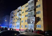 Explozie într-un bloc din Aleșd (video) Explozie bloc Aleșd