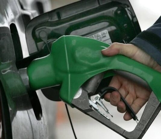 Accize mai mari la alcool și carburanți de la 1 ianuarie 2026. Prețurile vor crește din nou Peco alimentare mașină