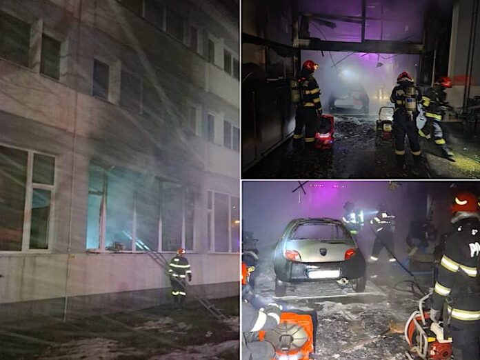 incendiu Universitatea Oradea incendiu Universitatea Oradea