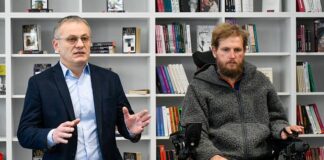 Concert caritabil de excepție la Oradea: Ediția a IV-a a proiectului „Lumină din Lumină” sprijină Fundația Mihai Neșu Mircea Mălan, președintele Consiliului Județean Bihor și Mihai Neșu, fondatorul Fundației „Mihai Neșu
