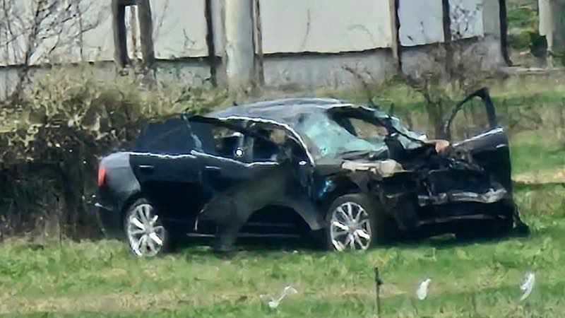 Mașină răsturnată la Groși 3