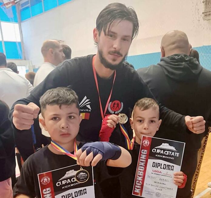 Bradea Alexandru, Botici Andrei și Nicu Modog