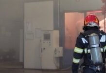 Incendiu la o firmă de pe Calea Borșului din Oradea