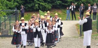„Danț pe Valea Mâșchii” a adus din nou la Borod spiritul autentic al satului bihorean
